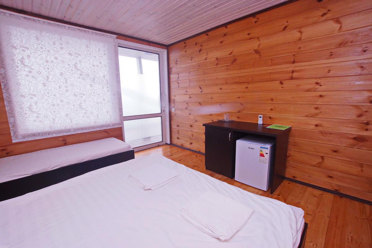 Captain Black Hotel Pizunda Bagian luar foto