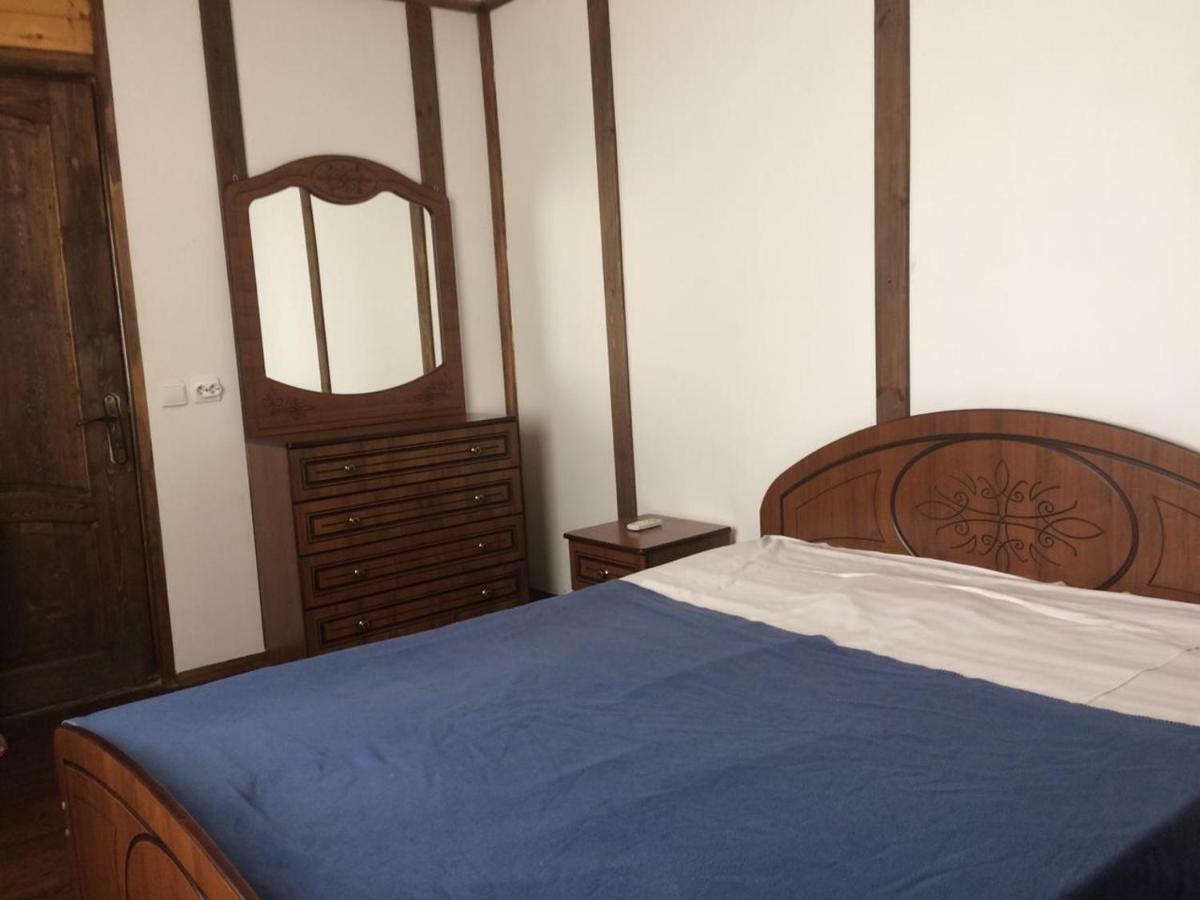 Captain Black Hotel Pizunda Bagian luar foto